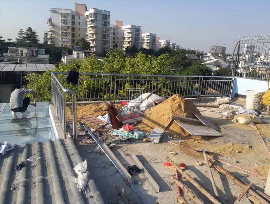 南沙濱海花園不銹鋼雨棚、護欄，鋁合金門窗等項目實拍