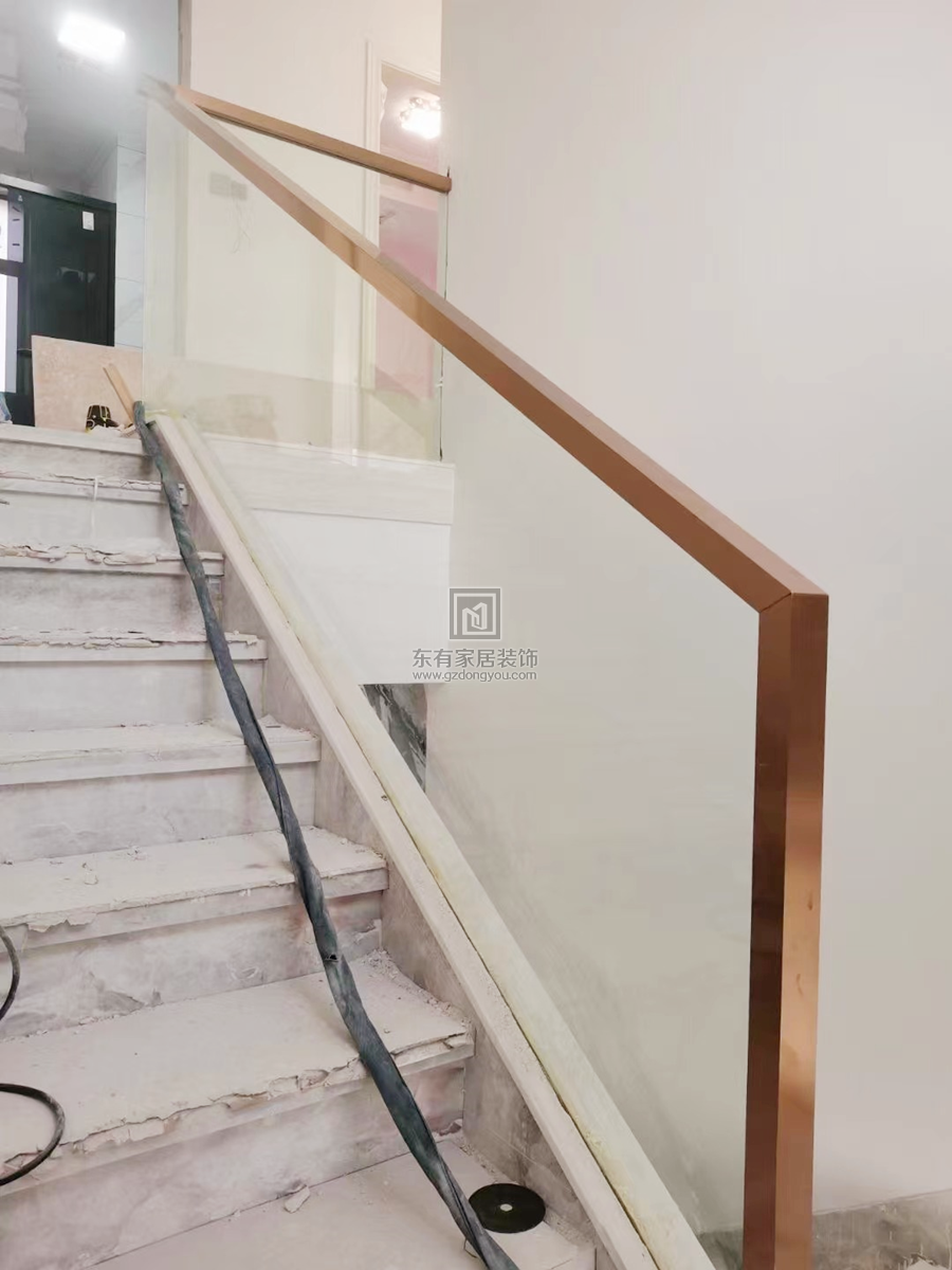 玫瑰金樓梯扶手陽臺護欄
